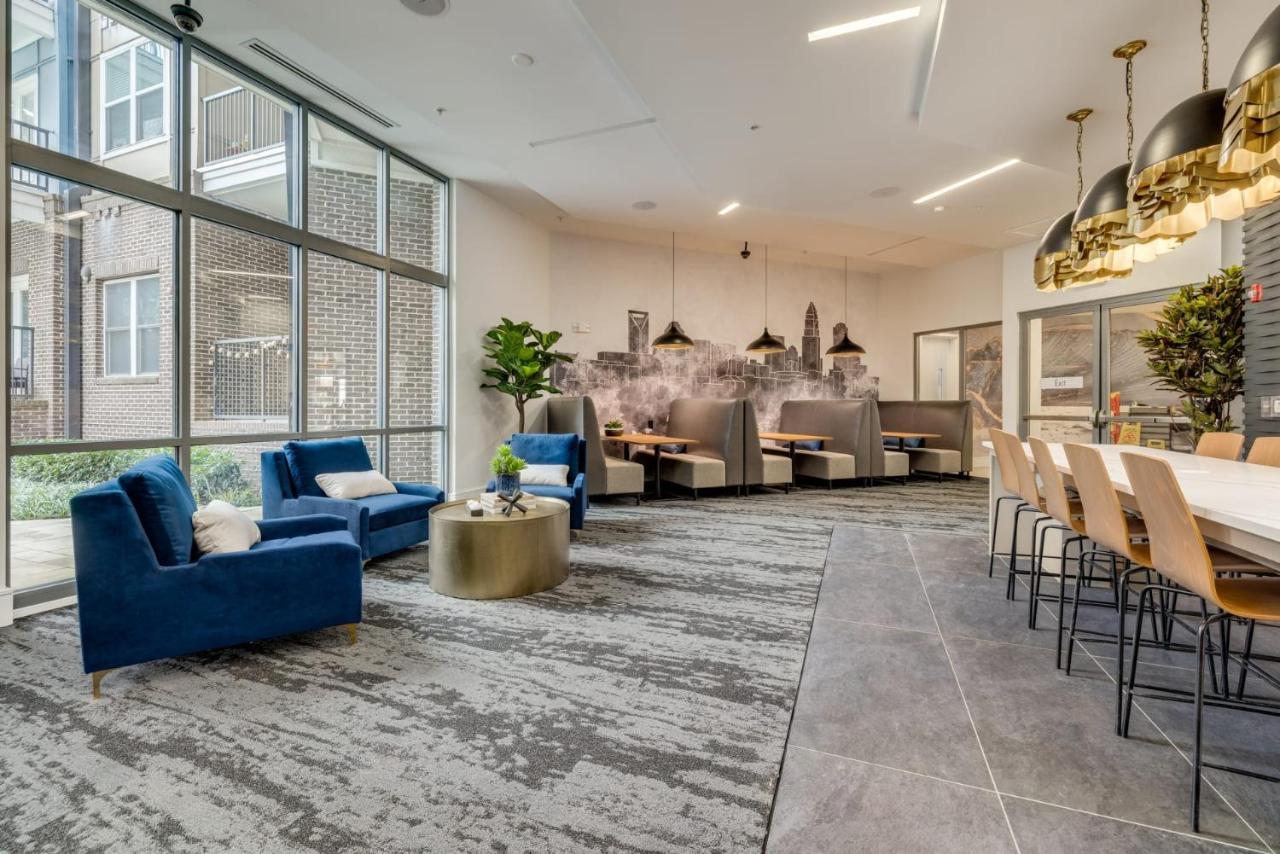 Premium Apartments And Studios At Midtown 205 In Charlotte Exterior photo