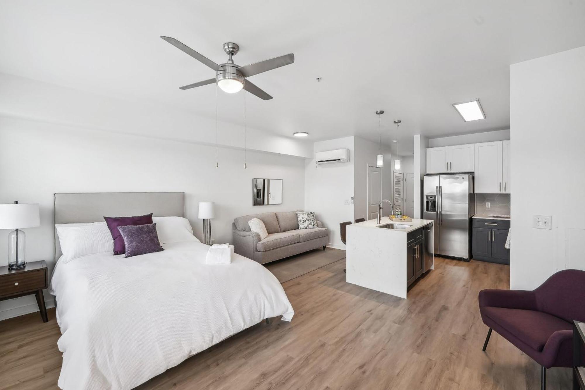 Premium Apartments And Studios At Midtown 205 In Charlotte Exterior photo